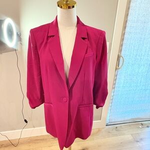 Cinq à Sept Fuchsia Blazer